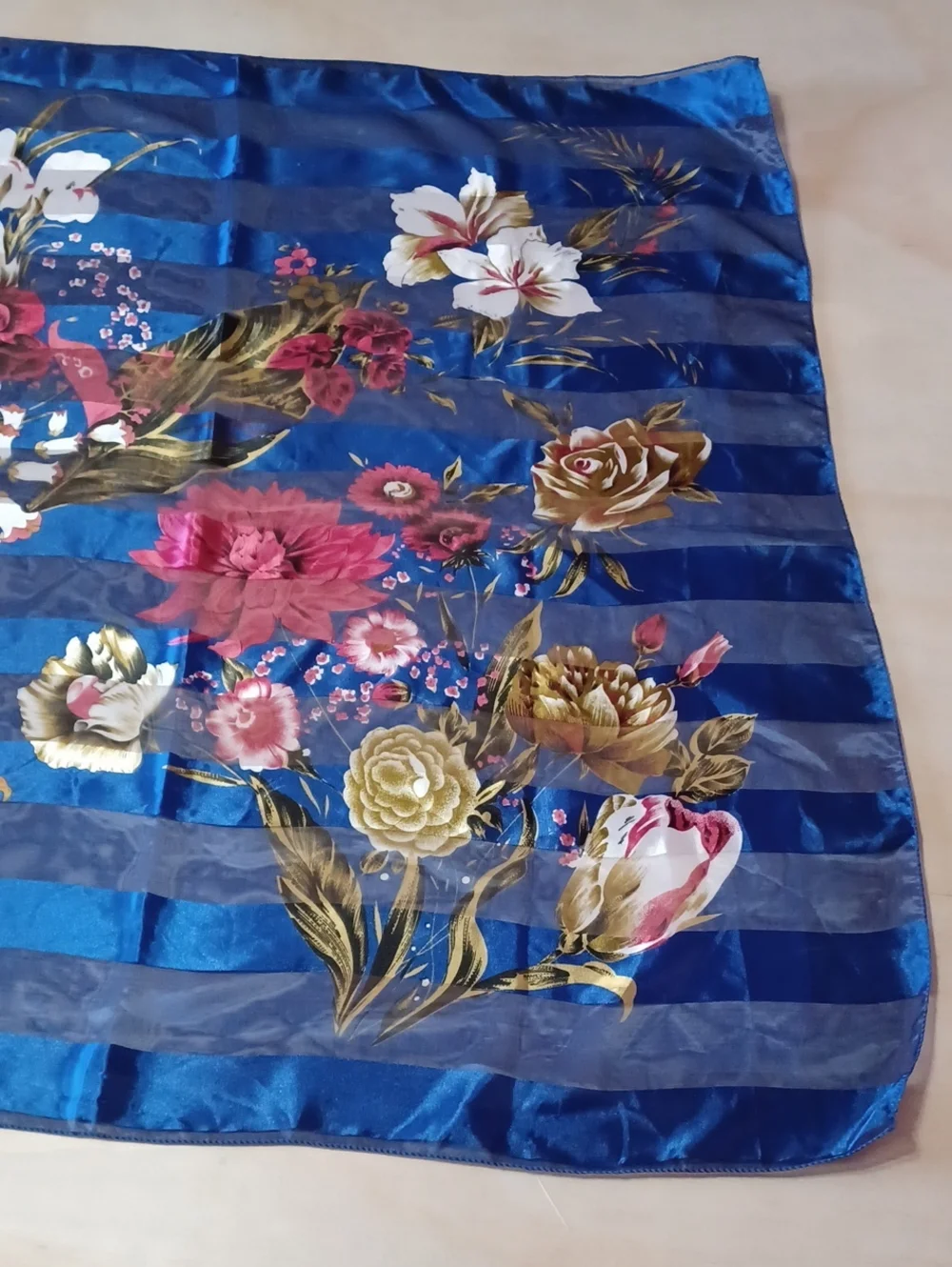 Vintage Floral Striped Square Scarf Blue Chiffon Satin 39×39 Grandma-Core